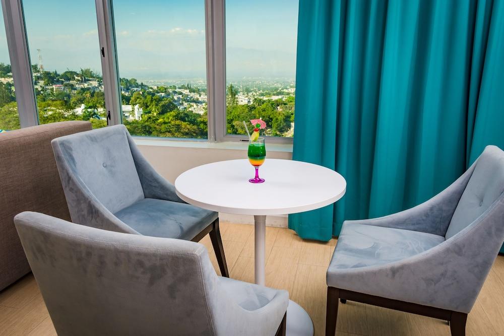 Hotel Royal Oasis (Adults Only) Port-au-Prince Exteriör bild